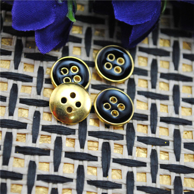 時尚女式襯衫紐扣 設計、生產(chǎn)與選購指南